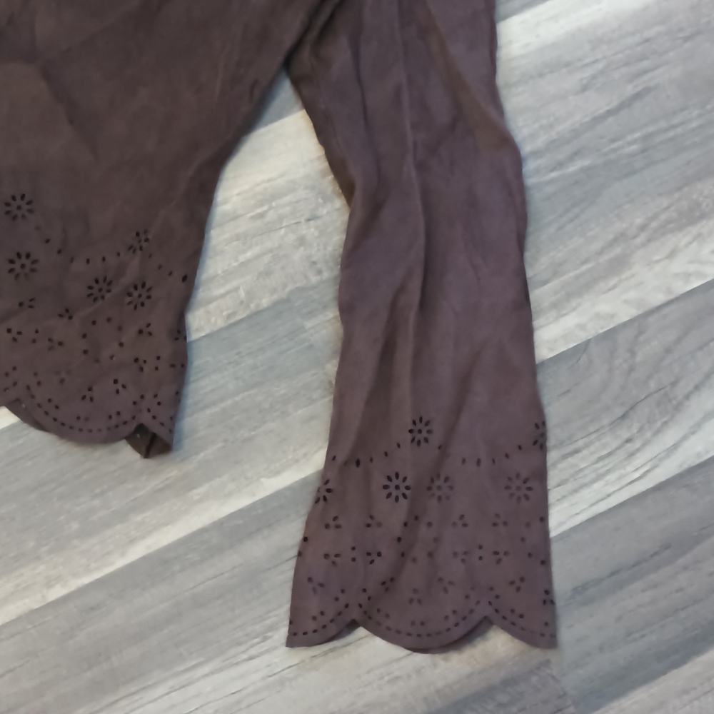 𝗬𝟮𝗞 𝑻𝒉𝒆 𝑳𝒊𝒎𝒊𝒕𝒆𝒅 𝑭𝒂𝒖𝒙 𝑺𝒖𝒆𝒅𝒆 𝑩𝒆𝒍𝒍 𝑱𝒂𝒄𝒌𝒆𝒕 - Picture 4 of 12